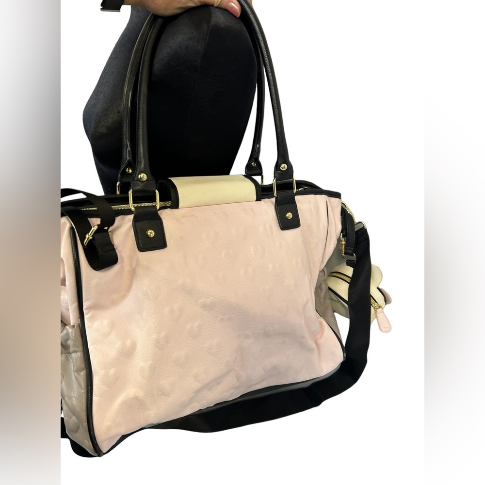 Betsey Johnson Quilted Diaper Bag Shoulder Or Crossbody W/pad & Cat Pouch - Picture 7 of 15